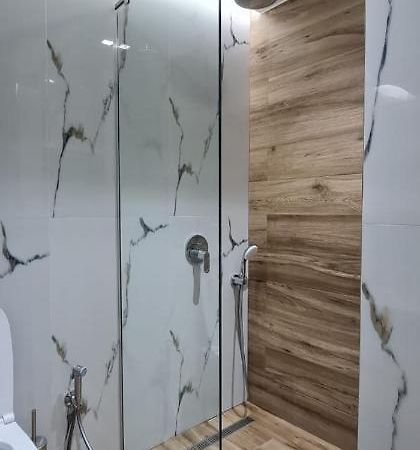 Ferienwohnung Luxurious Apartament Sarandë Exterior foto